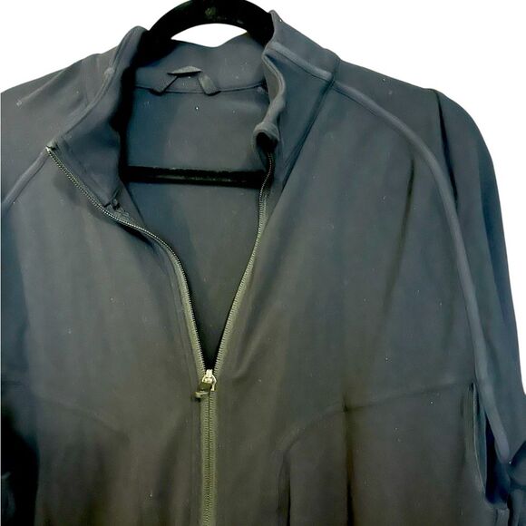 Lululemon Men's Black Full Zip Vented Athletic Jacket - Picture 6 of 7